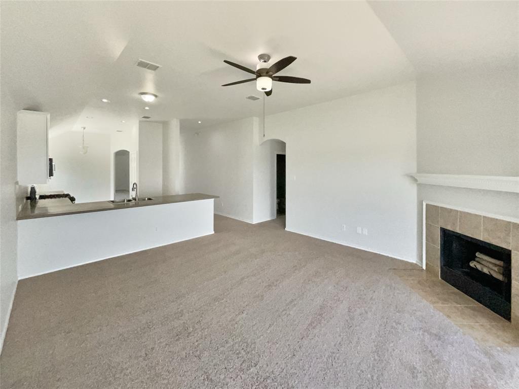 2901 Lakewood Lane Property Photo 13