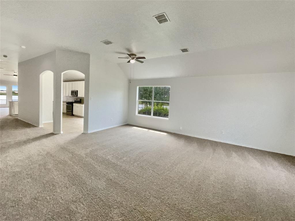 2901 Lakewood Lane Property Photo 21