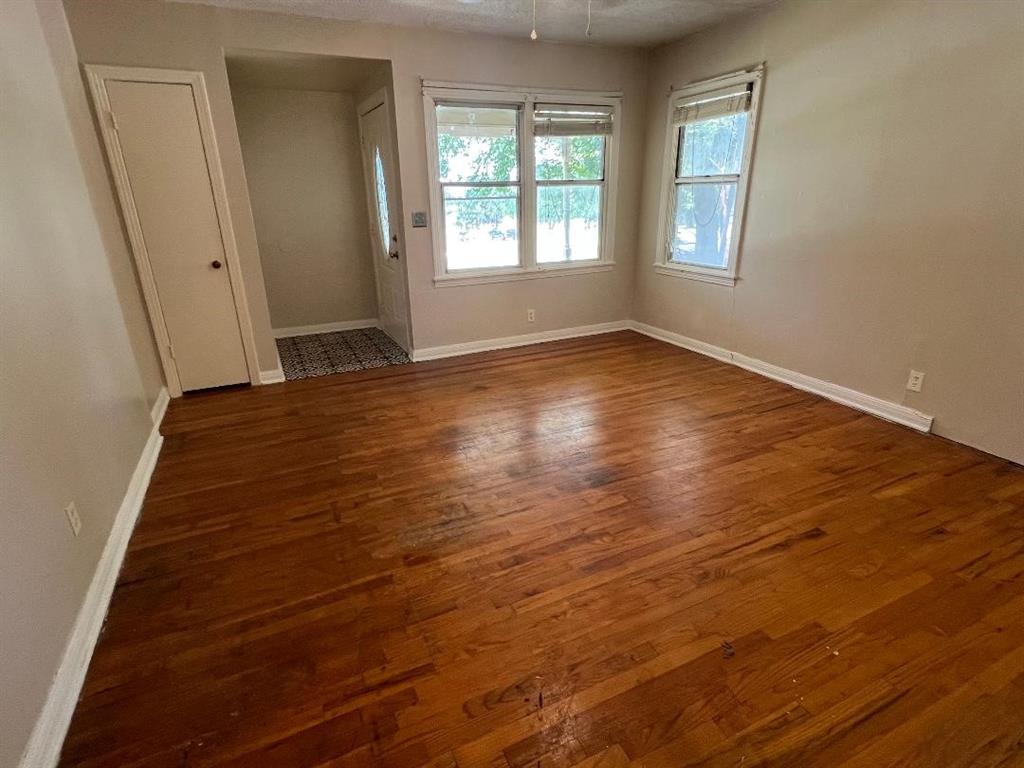 143 Brookshire Avenue Property Photo 3