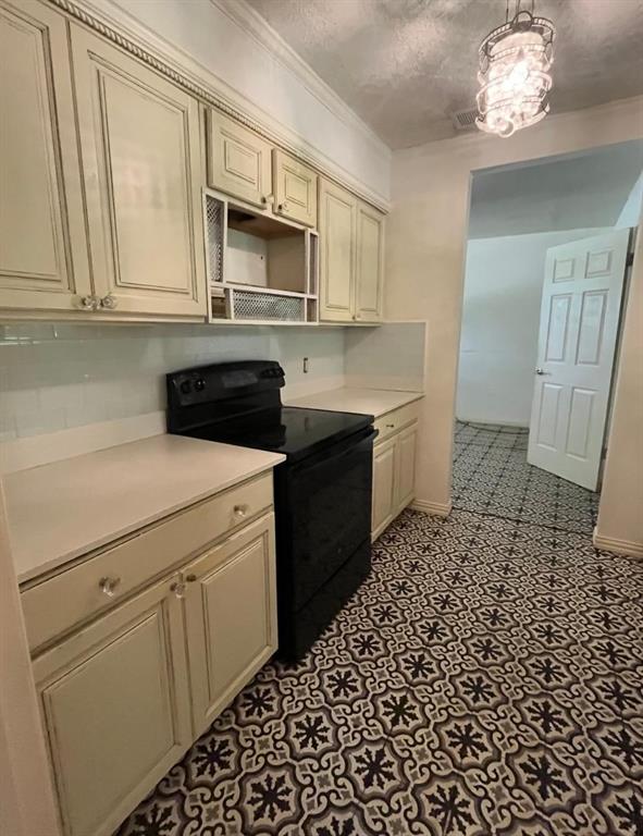143 Brookshire Avenue Property Photo 23