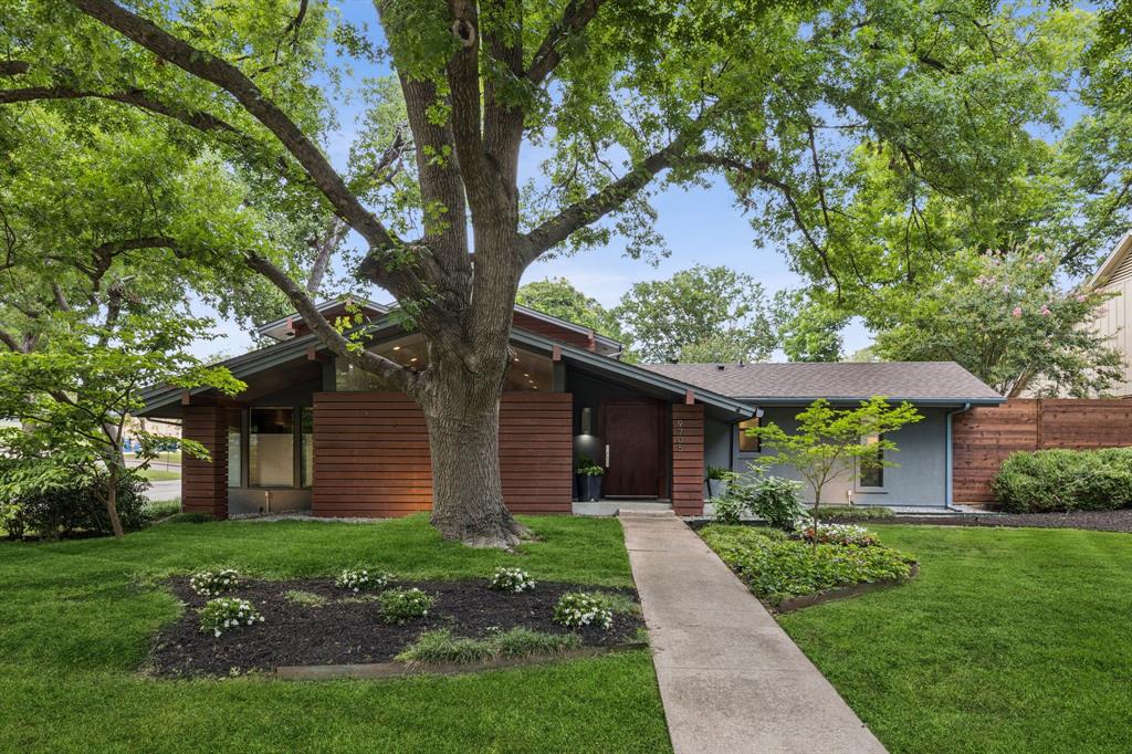 9705 Estate Lane Property Photo 1