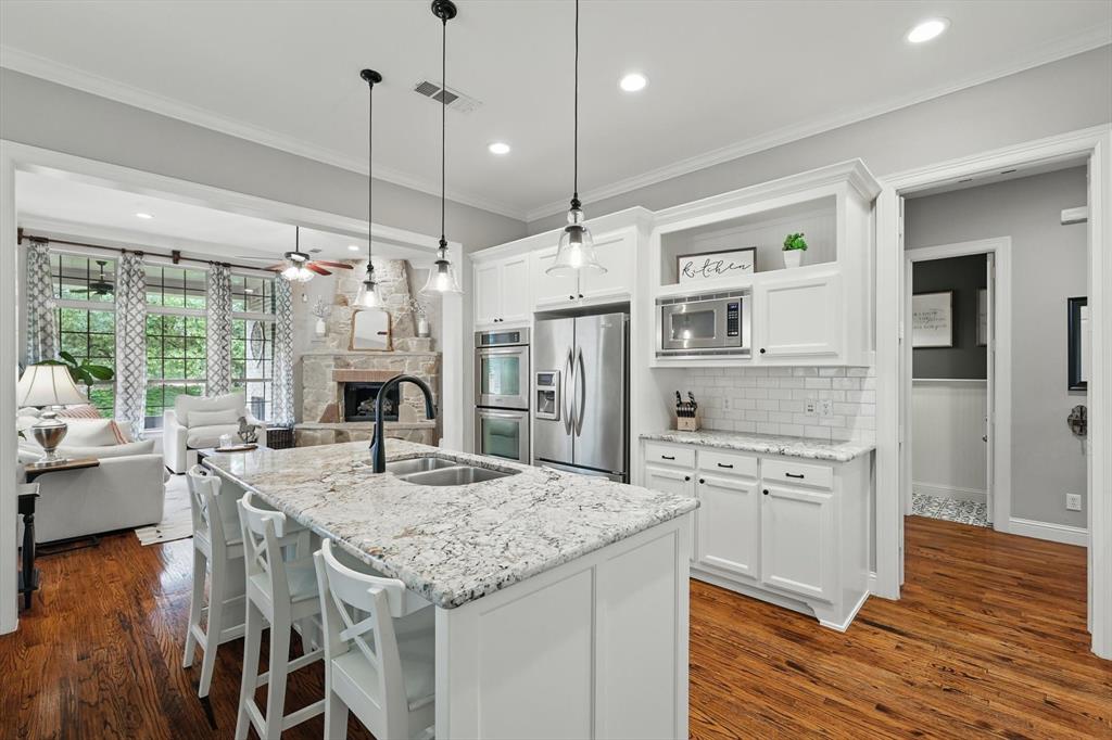 9008 Cypress Creek Road Property Photo 1