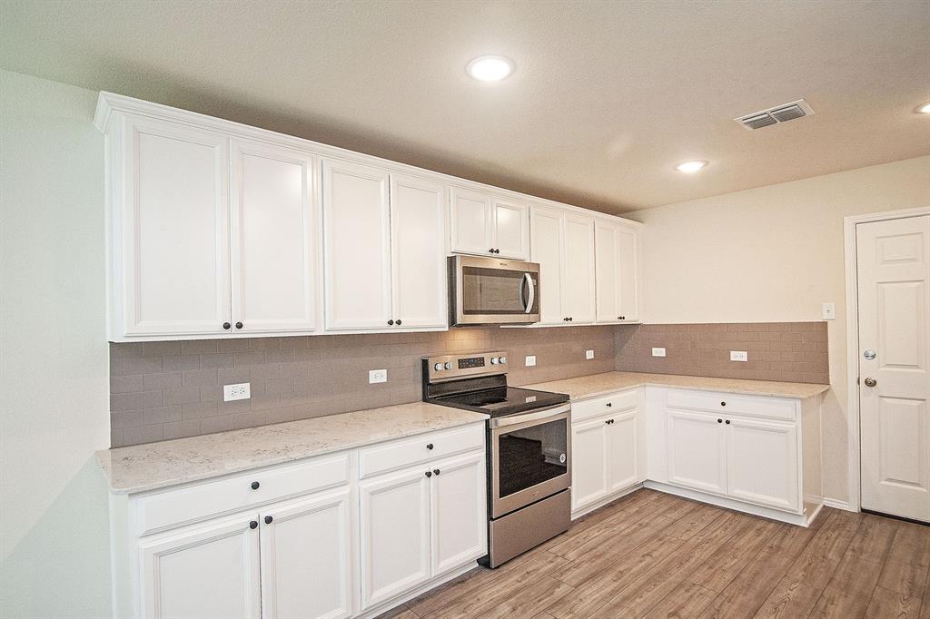 1544 Vega Drive Property Photo 10