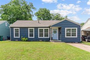 4733 Calmont Avenue Property Photo 1