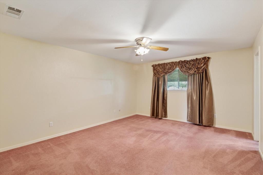 201 Harris Drive Property Photo 14