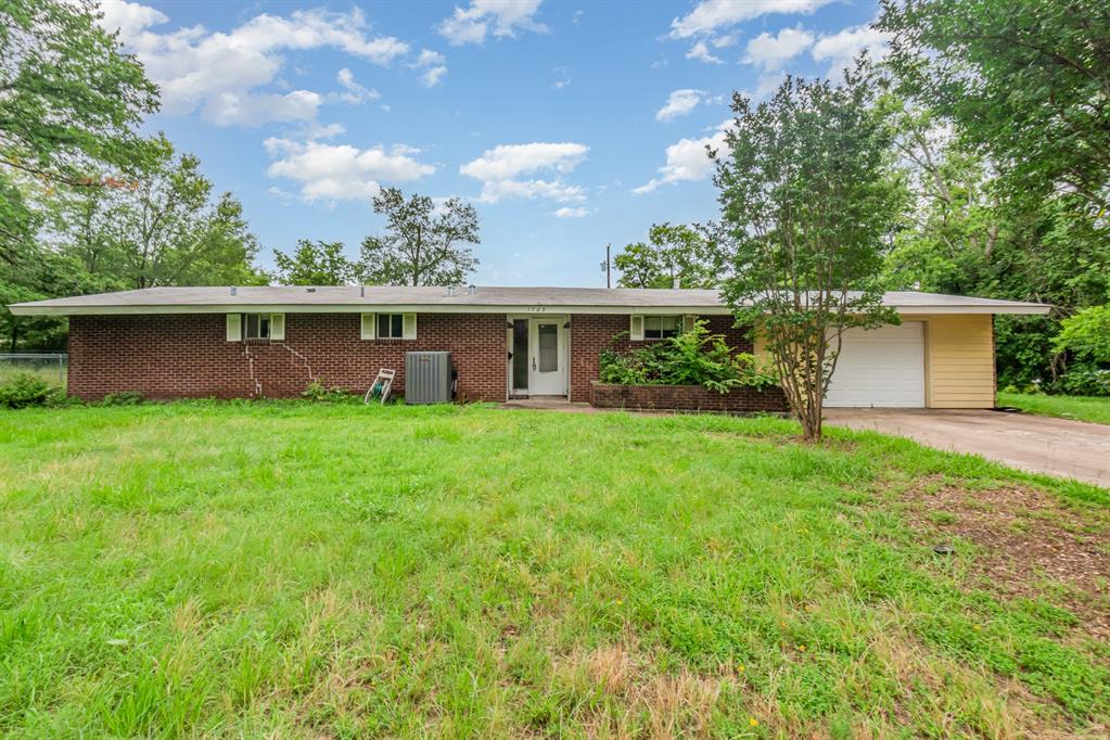 1705 Jefferson Street Property Photo 1