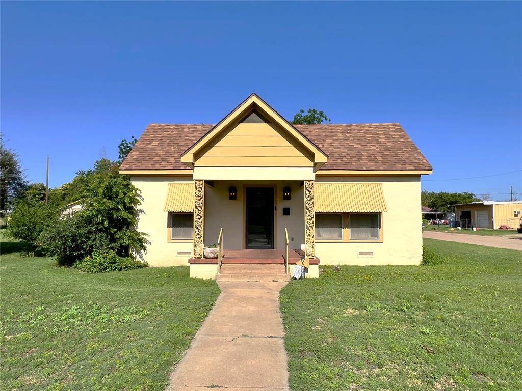 1107 N Avenue G Property Photo 1