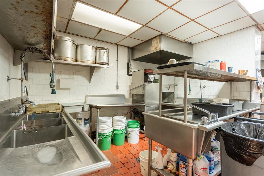 3324 Lakeview Parkway Property Photo 18