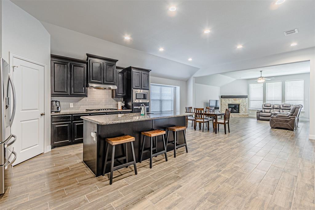 5241 Markham Ferry Drive Property Photo 4