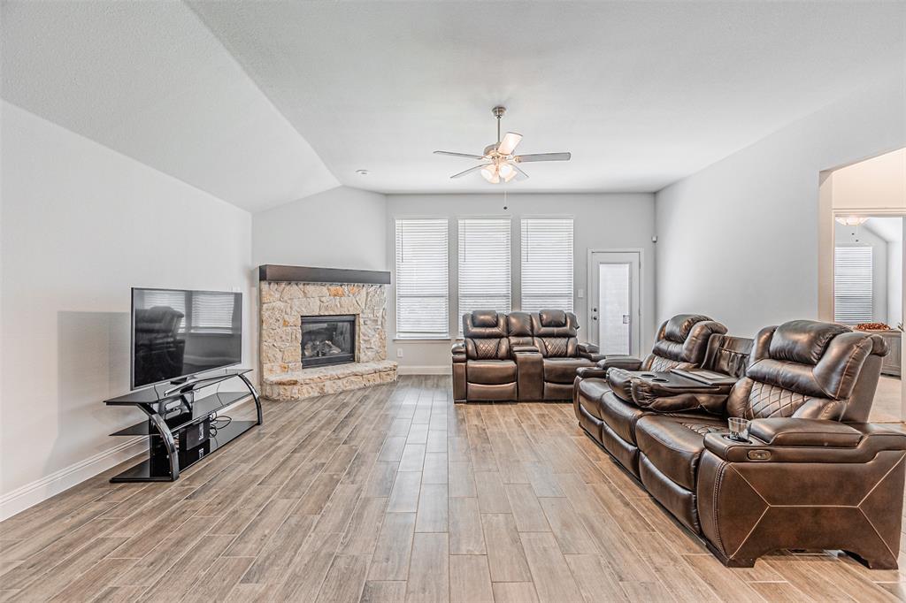 5241 Markham Ferry Drive Property Photo 10