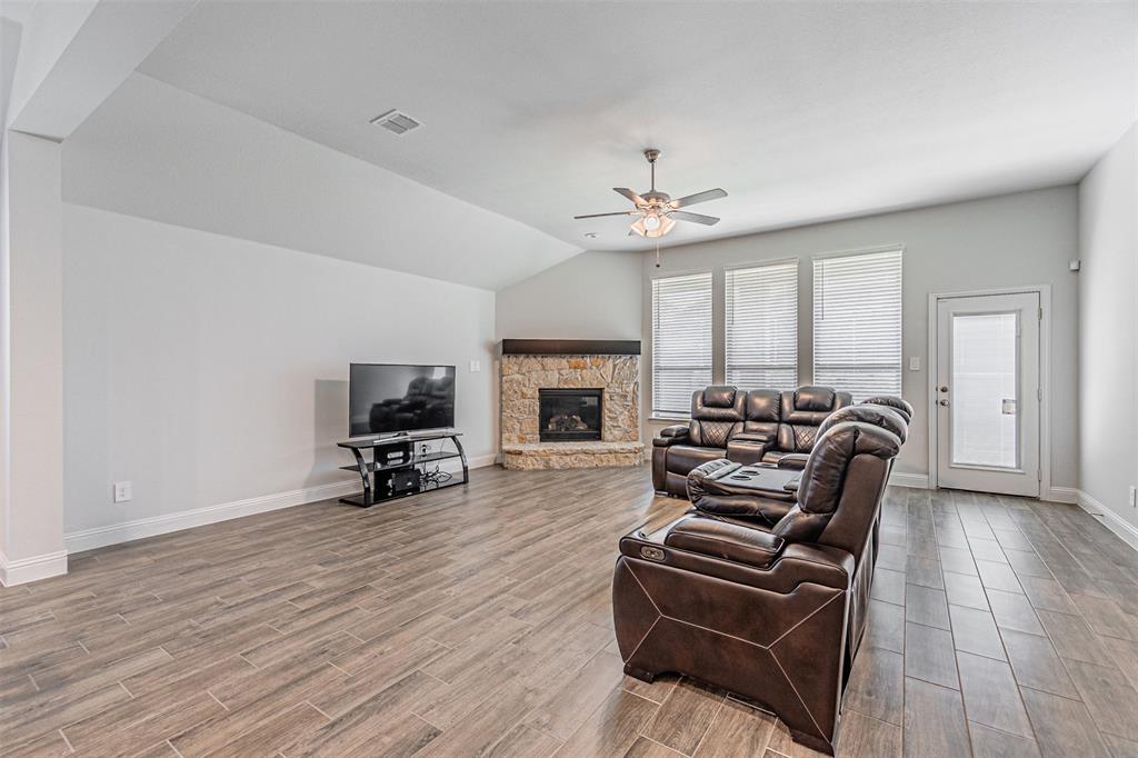 5241 Markham Ferry Drive Property Photo 11