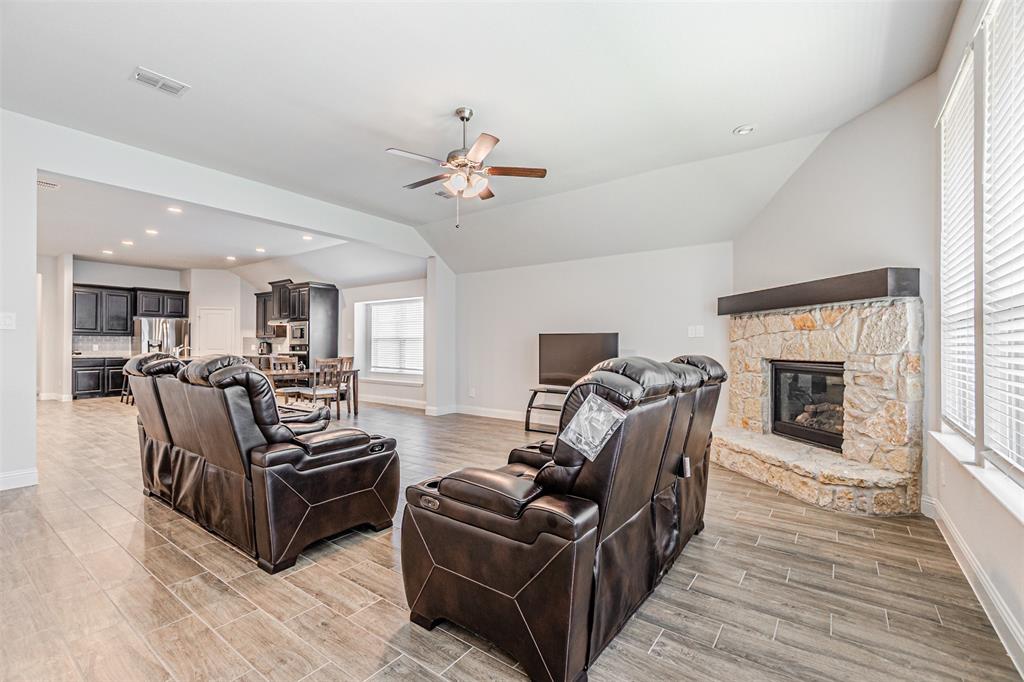 5241 Markham Ferry Drive Property Photo 12