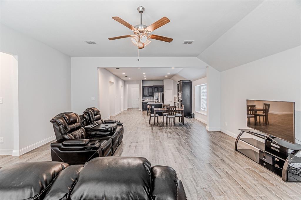 5241 Markham Ferry Drive Property Photo 13