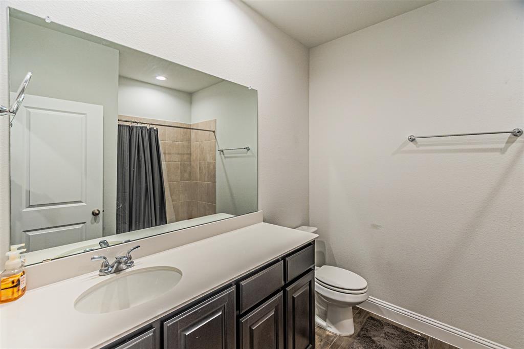 5241 Markham Ferry Drive Property Photo 25