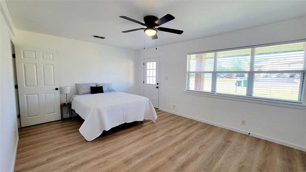 1447 W Lingleville Road Property Photo 9