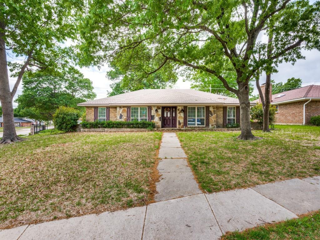 2400 Kelsey Drive Property Photo 1