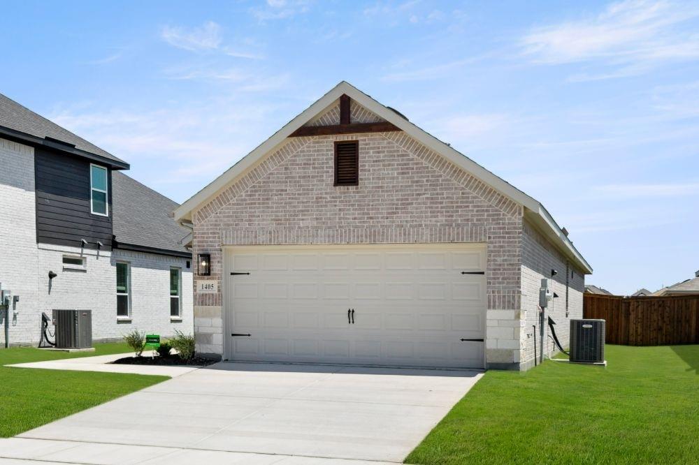 1405 Grove Pond Road Property Photo 3