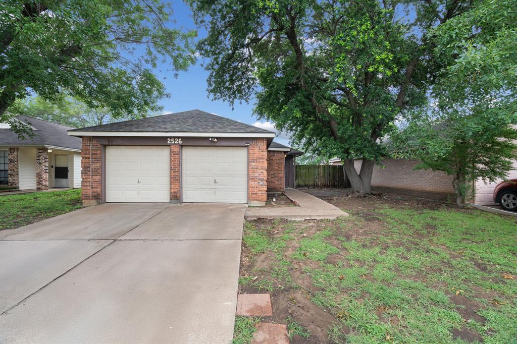 2526 Butterfield Drive Property Photo 1