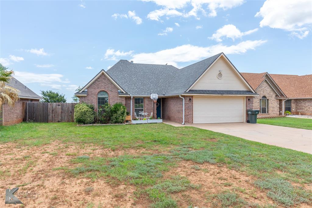 7901 Tuscany Drive Property Photo 1