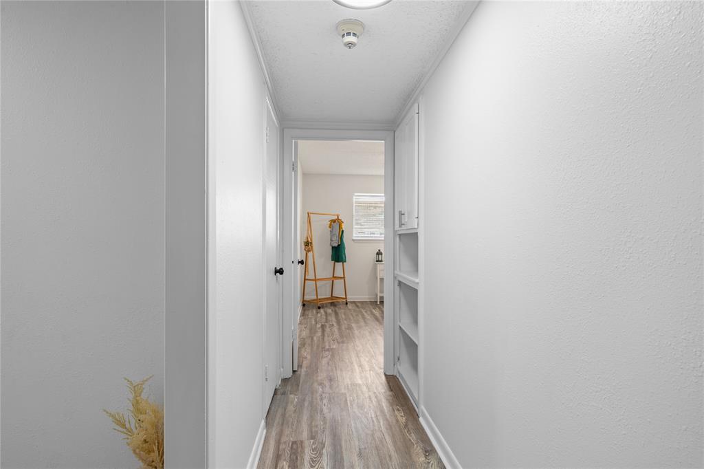1224 S Lang Avenue Property Photo 12