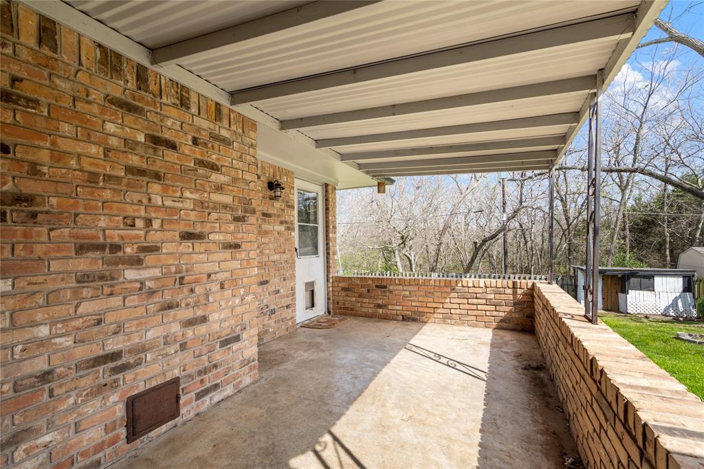 1224 S Lang Avenue Property Photo 20