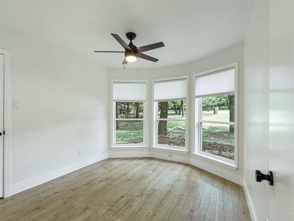 351 Oak Creek Drive Property Photo 13
