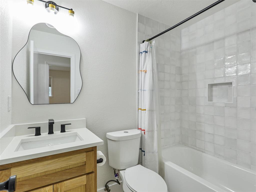 351 Oak Creek Drive Property Photo 15