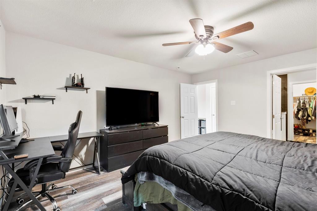 204 Waxberry Drive Property Photo 15