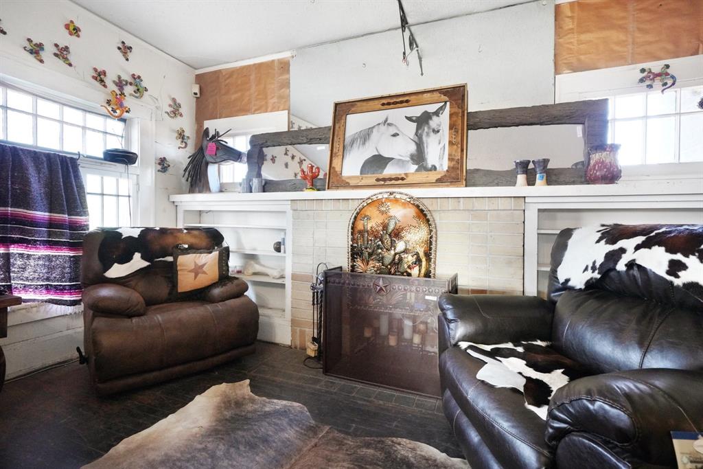 1001b E Hubbard Street Property Photo 6
