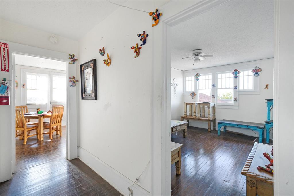 1001b E Hubbard Street Property Photo 24