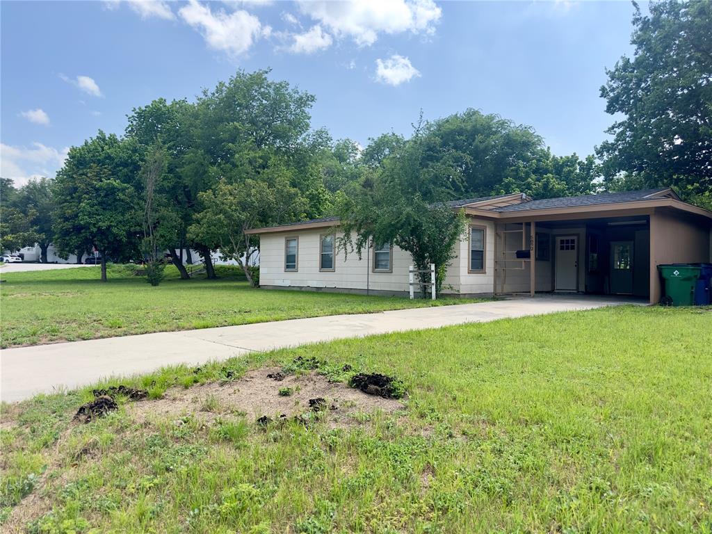5892 Tracyne Drive Property Photo 1