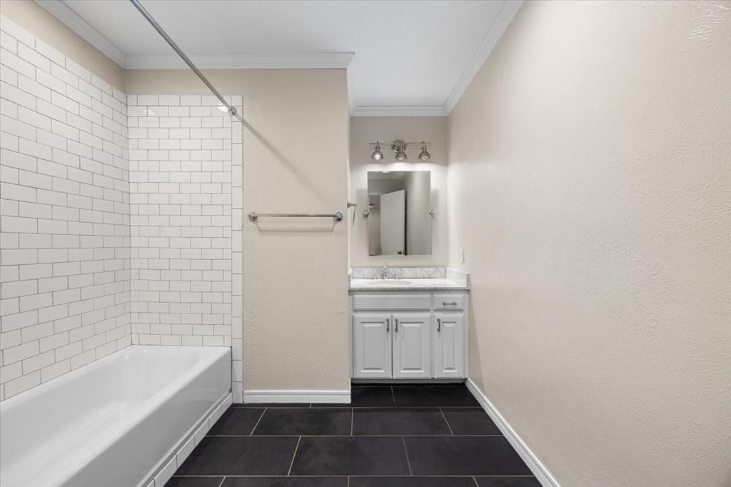 4517 Cloudview Road Property Photo 18