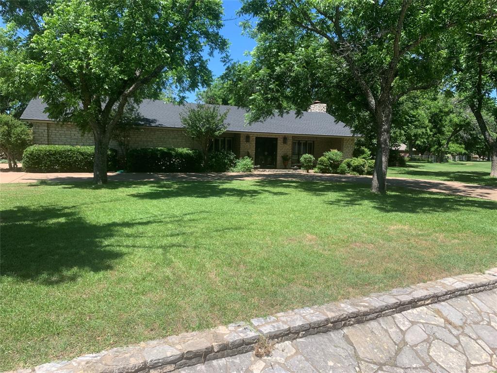 8918 Bellechase Road Property Photo 1