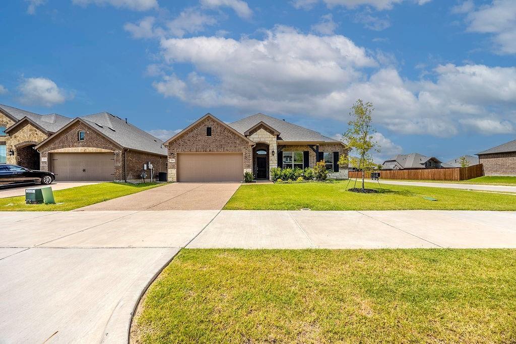 2916 Bobcat Drive Property Photo 1