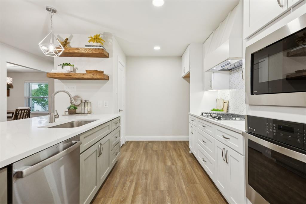 3664 Janlyn Lane Property Photo 6