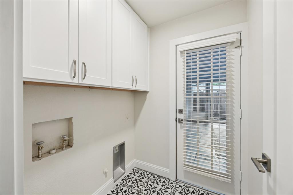 3664 Janlyn Lane Property Photo 22