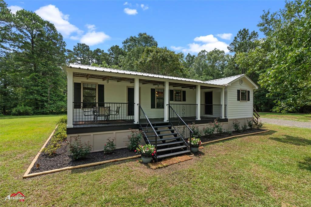 8008 Dees Rd Property Photo 1
