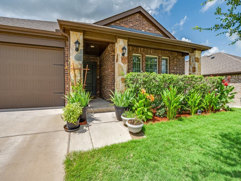 1008 Bois D Arc Lane Property Photo 2