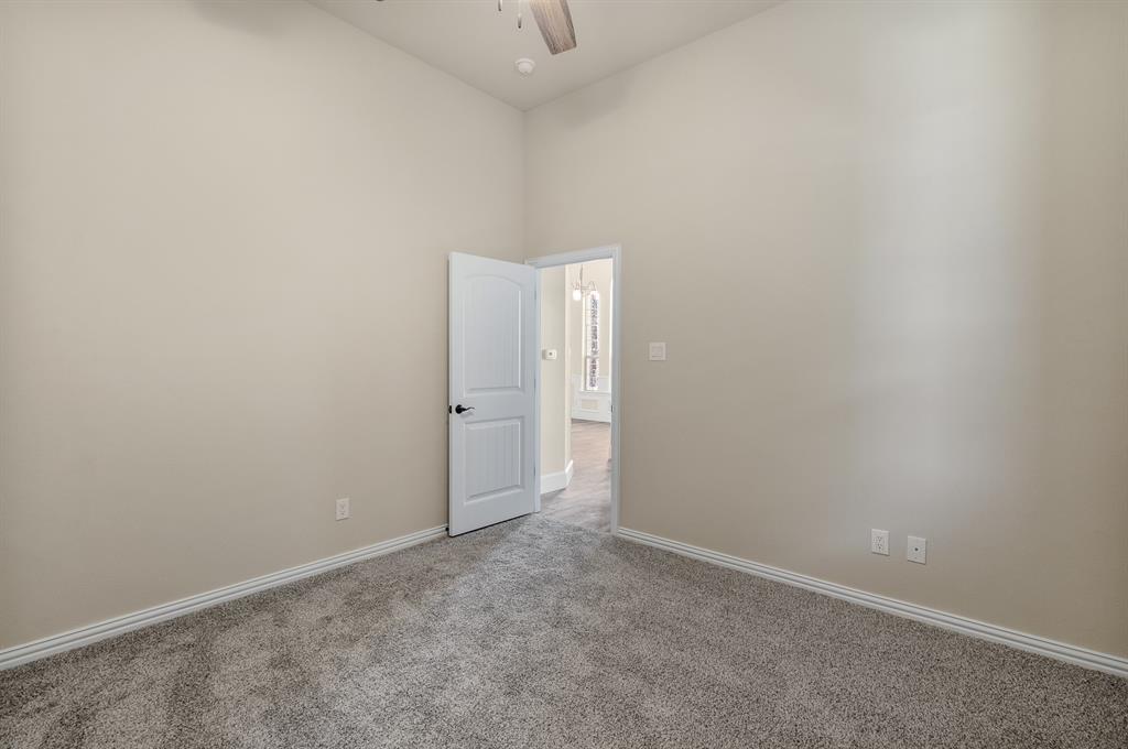 1022 Foolish Pleasure Drive Property Photo 24