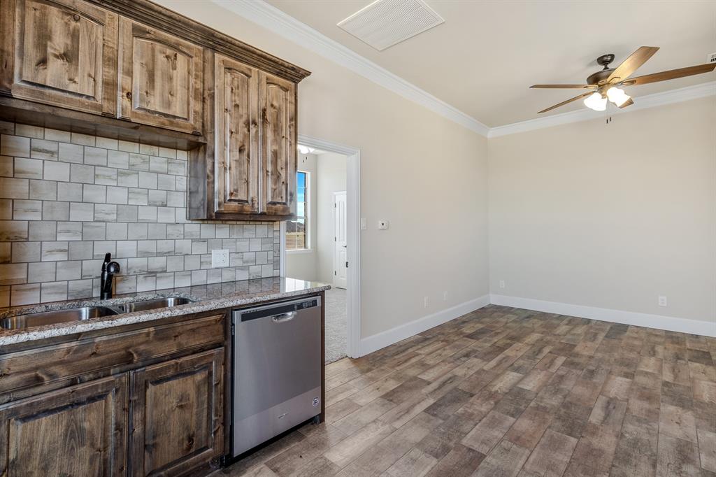 1022 Foolish Pleasure Drive Property Photo 29