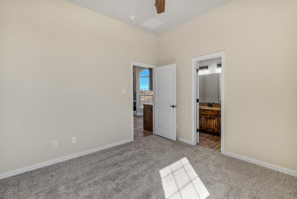 1022 Foolish Pleasure Drive Property Photo 32