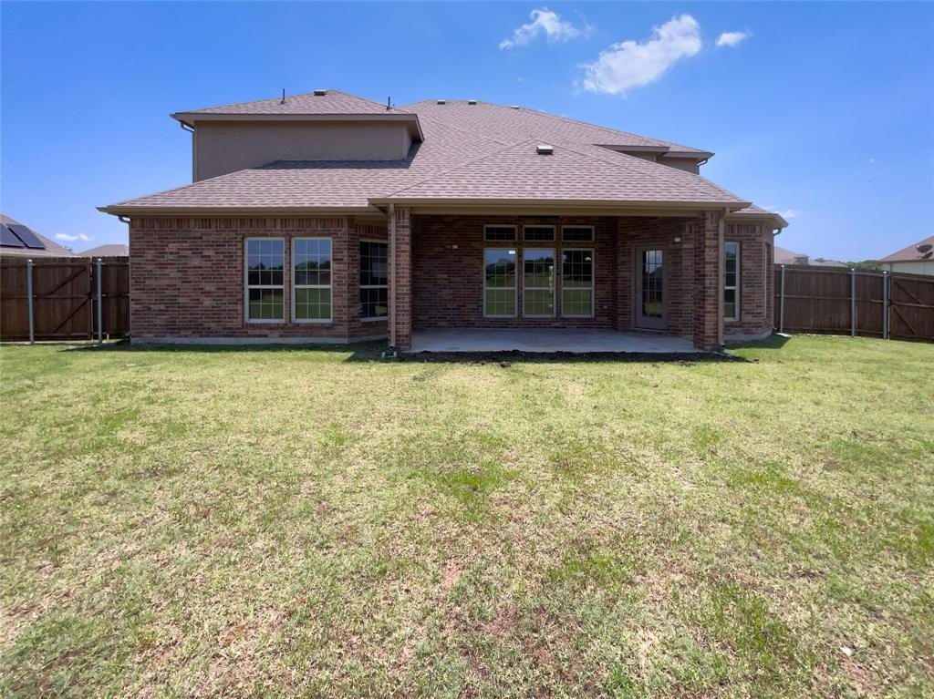 233 Stonegate Way Property Photo 8