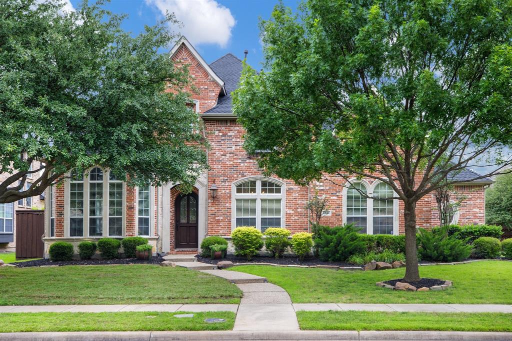 1331 Crockett Drive Property Photo 1