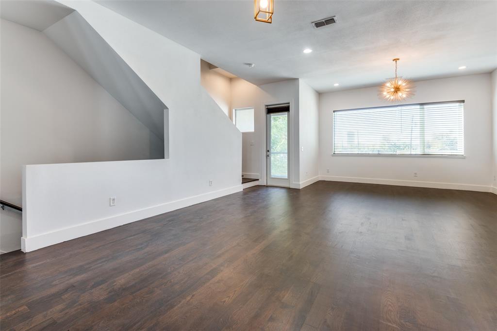 4609 Steel Street Property Photo 1