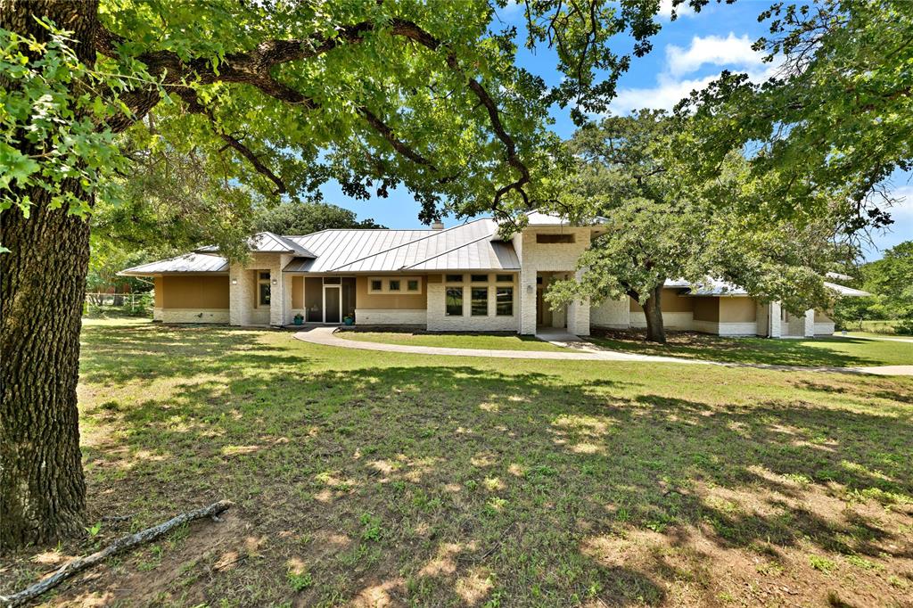 1212 Porter Road Property Photo 1