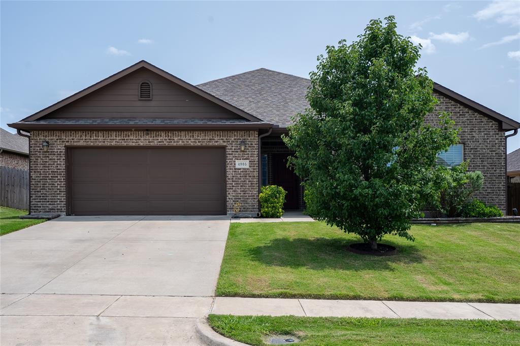 4905 Lakepark Drive Property Photo 1