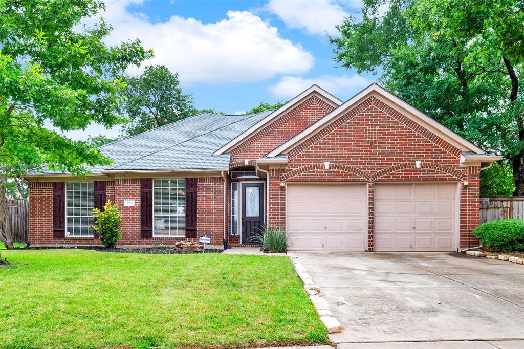 1405 Oak Hill Circle Property Photo 1