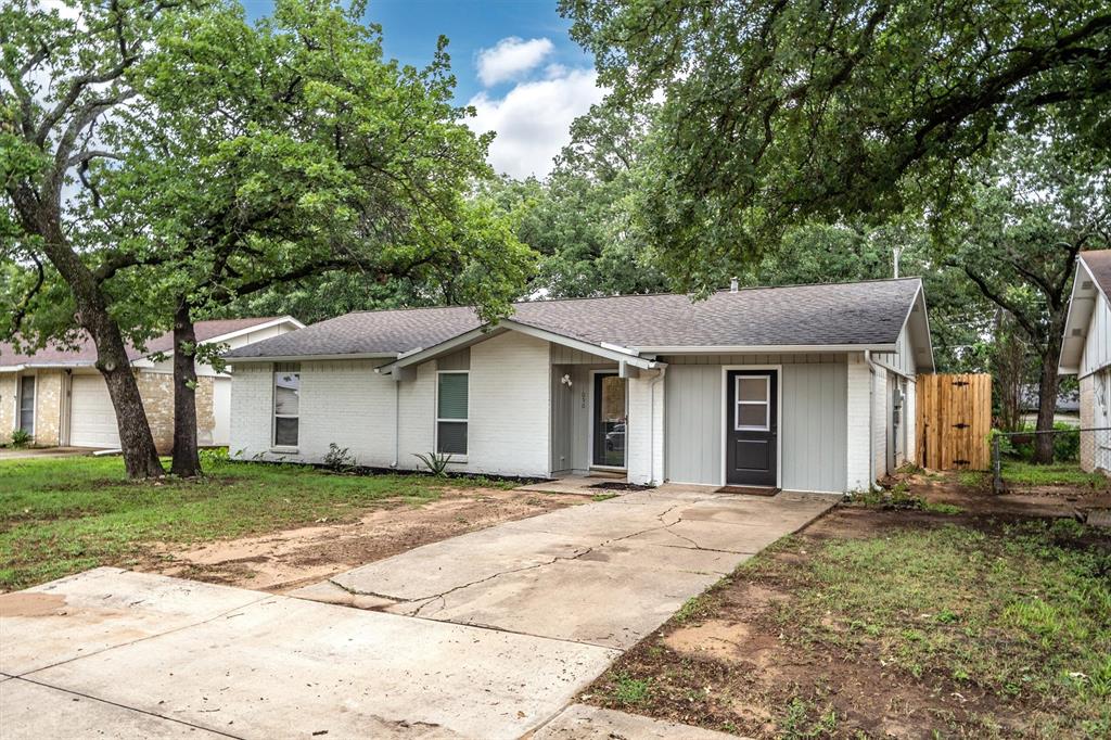 1050 Winterwood Drive Property Photo 1