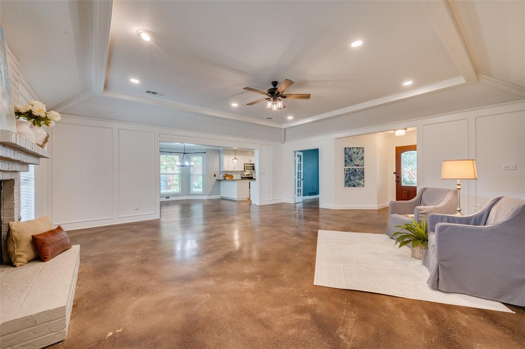 4704 N Meadow Ridge Circle Property Photo 9