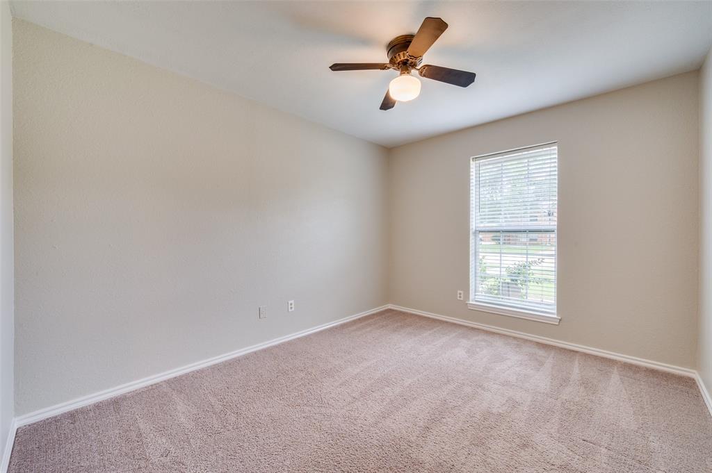 4704 N Meadow Ridge Circle Property Photo 17